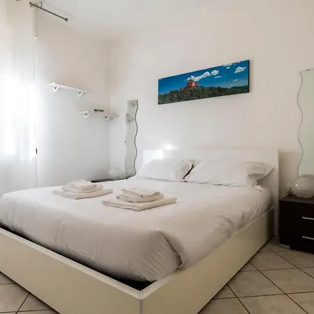 Apartment Ferrarese 1602 *